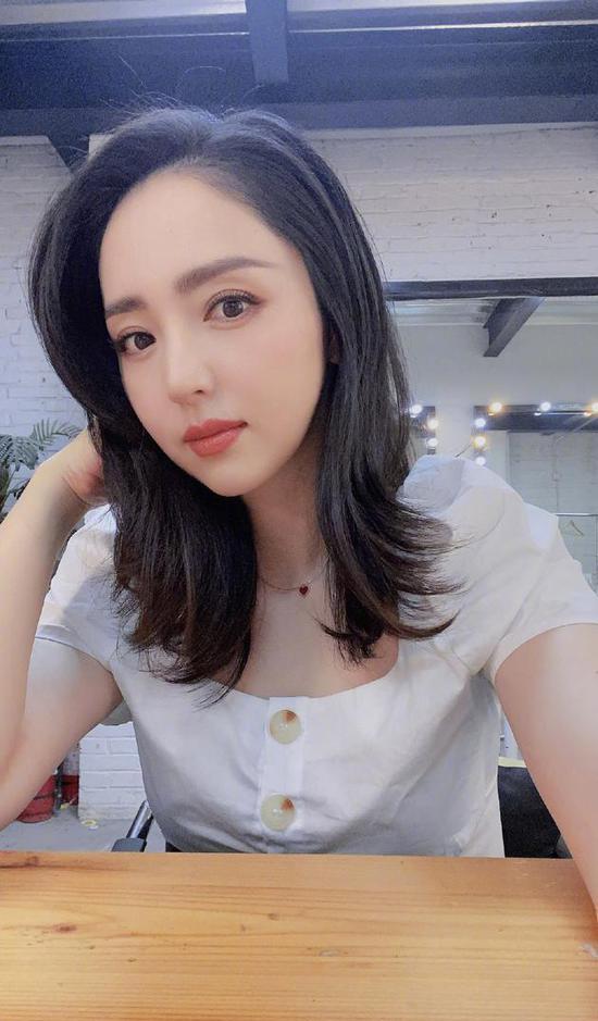 董璇