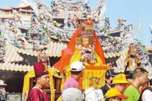 郭台铭参选引热议：妈祖托梦背后的信仰与政治