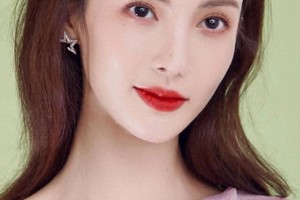 金晨整容争议与资源逆袭：娱乐圈生存法则解析