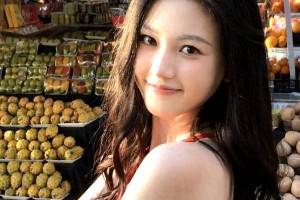 沈羽洁红裙美照惊艳，00花颜值演技双在线