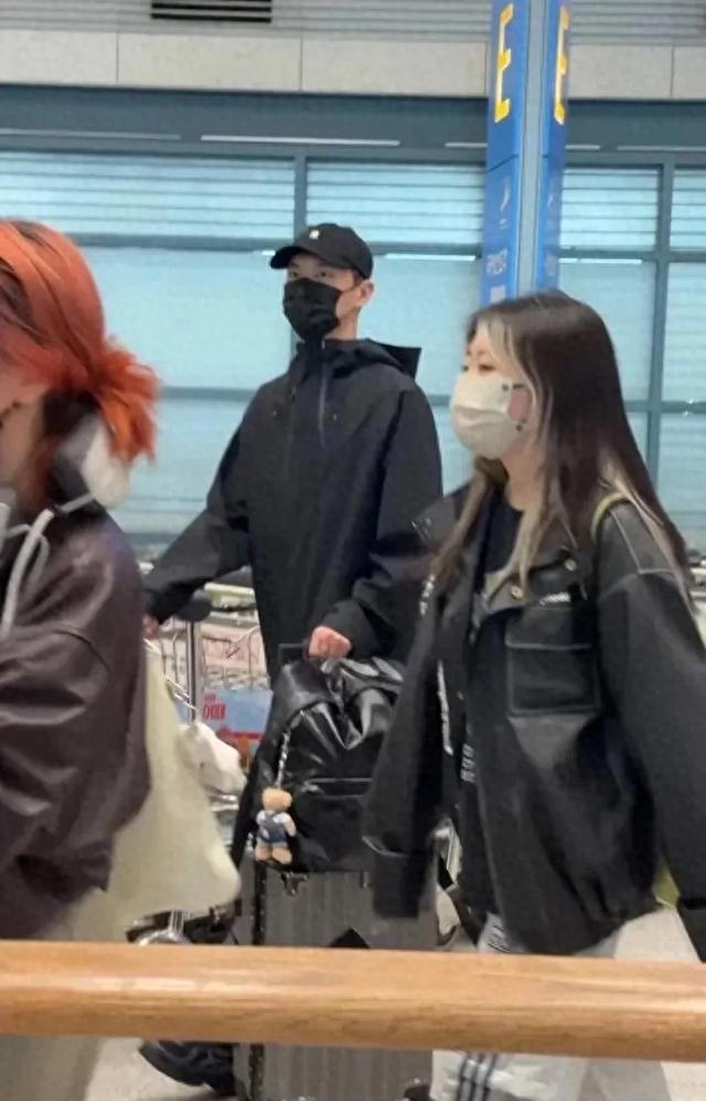李昀锐冰湖拍摄