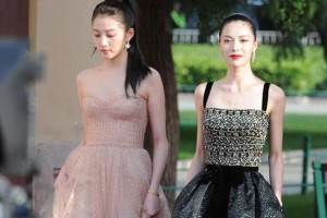 钟楚曦天鹅颈惊艳红毯，体态决定气质