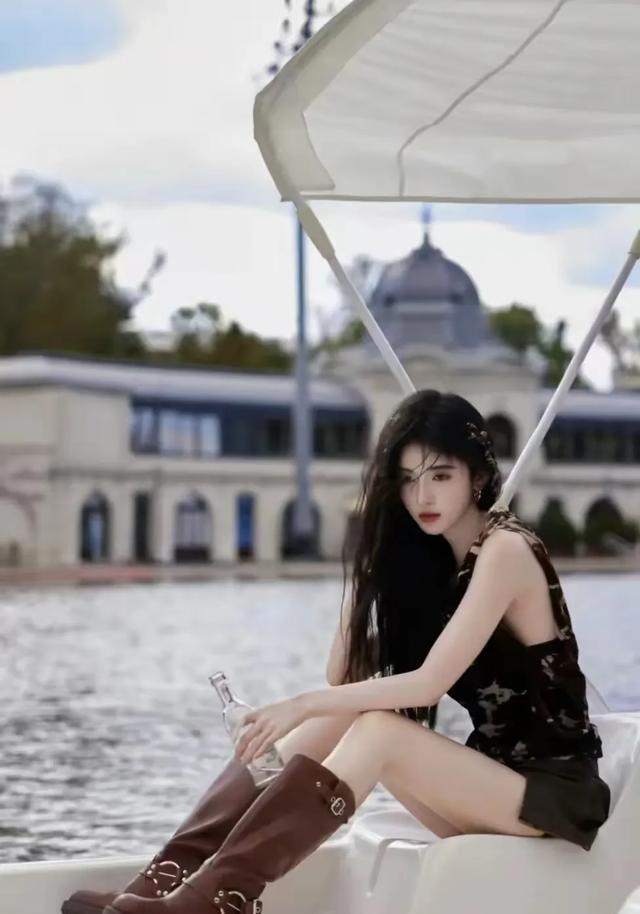 鞠婧祎在SNH48时期的舞台表演